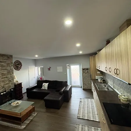 Sofiamarholidays O Cantinho Da Avo Bina Holiday home Moita (Guarda)